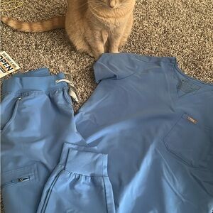 FIG’S Women’s Scrub Set